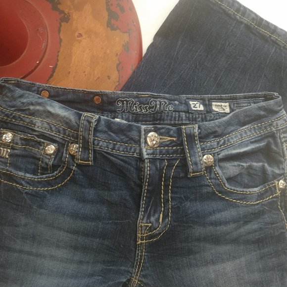 Miss Me Bling Signature Boot 27 Embroidered Accent - Picture 4 of 13